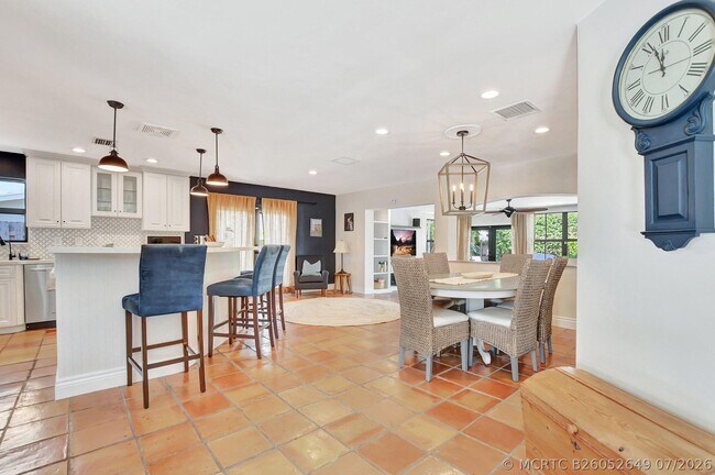 Foto del edificio - 801 SW 5th St