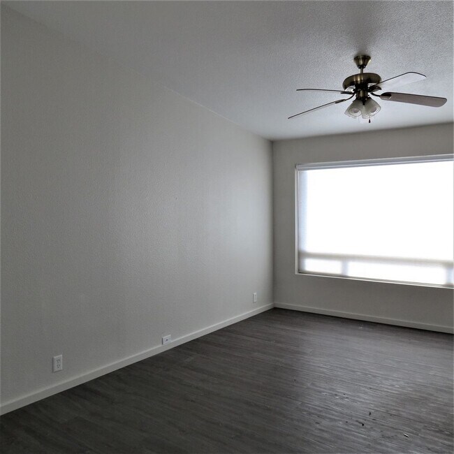 Foto del edificio - 313 12th St