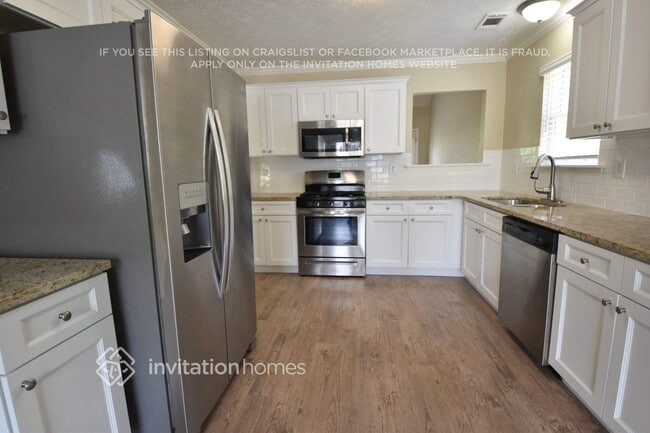 Building Photo - 1245 Stephens Pond View