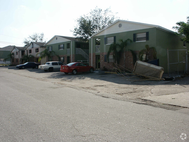 Eden Apartments - Cass Flats