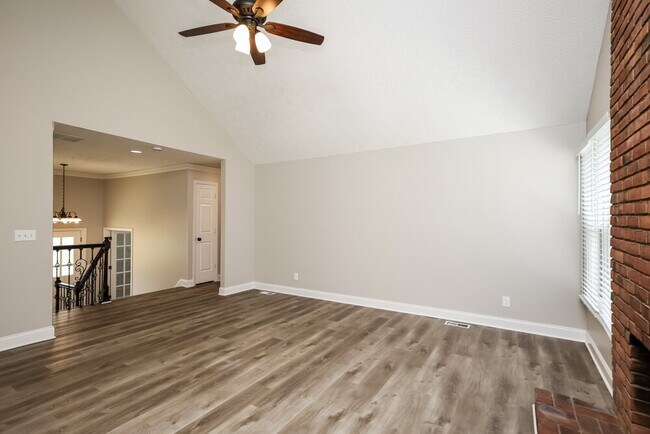 Foto del edificio - 1218 Raleigh Way NW