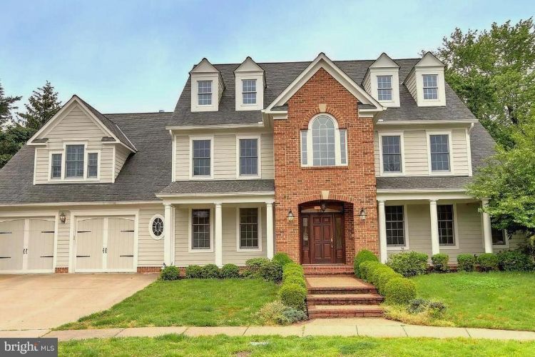 8802 Northern Spruce Ln, Alexandria, VA 22309 House Rental in