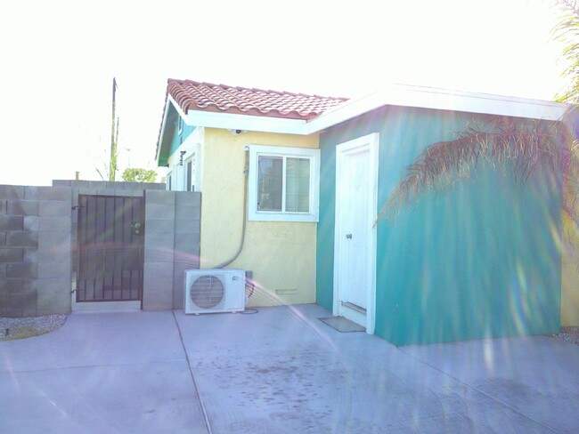 Building Photo - 245 N 23rd St