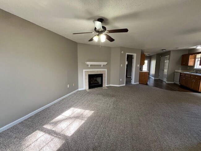 Foto del edificio - Renovated 2 Bedroom 2 Bath Home for Rent!!