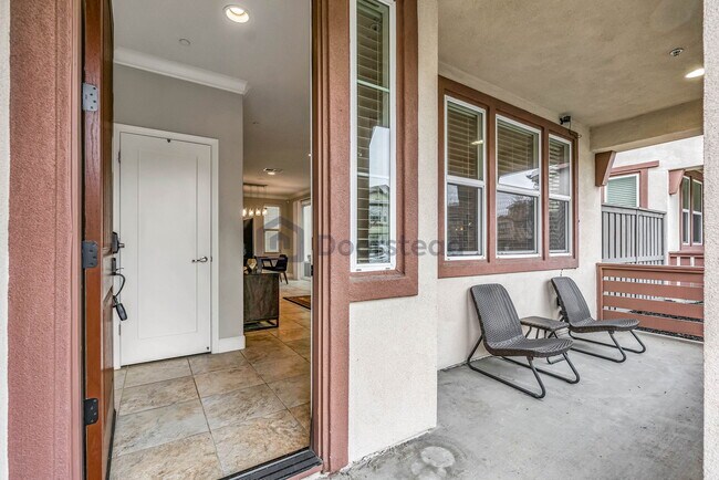 Building Photo - 6089 Sunstone Dr