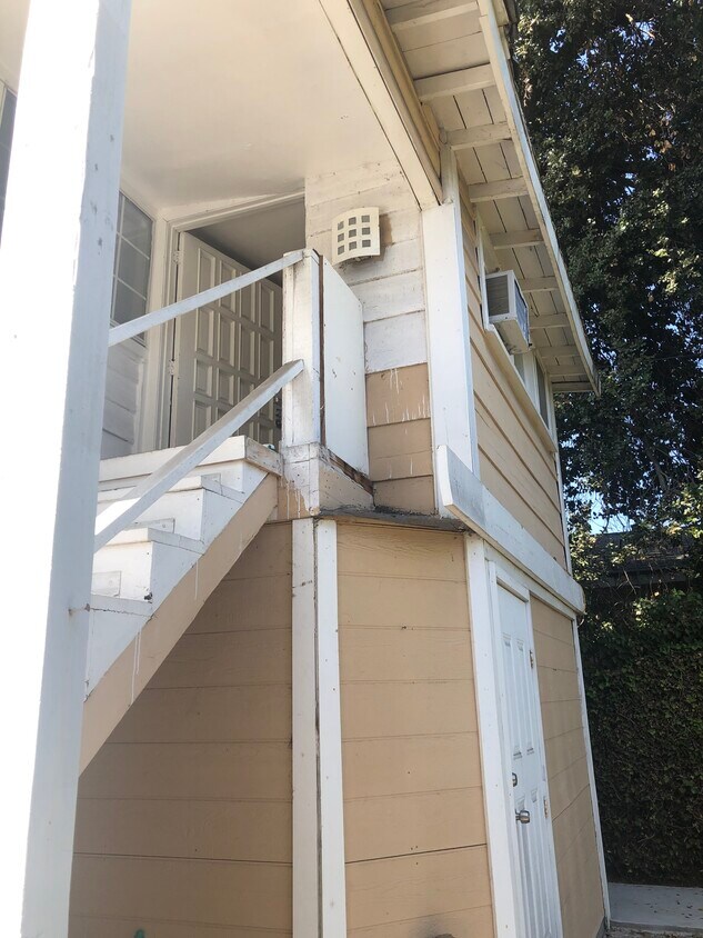 Foto principal - 6142 Oak Ave