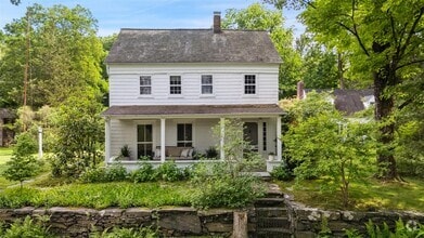 Building Photo - 701 Guard Hill Rd