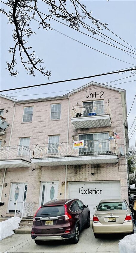 Primary Photo - 640 Liberty Ave