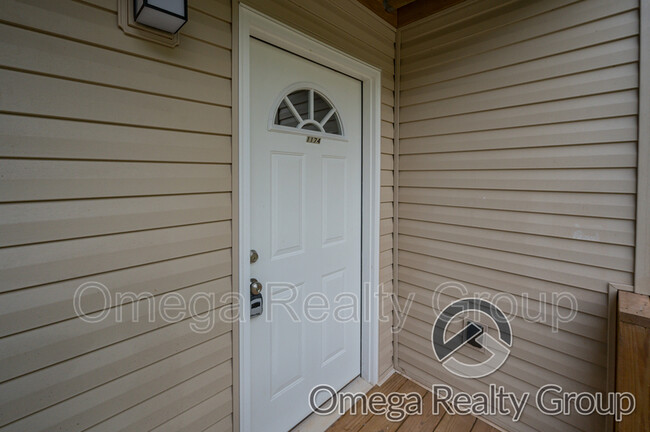 Building Photo - 1174 Aquarius Dr