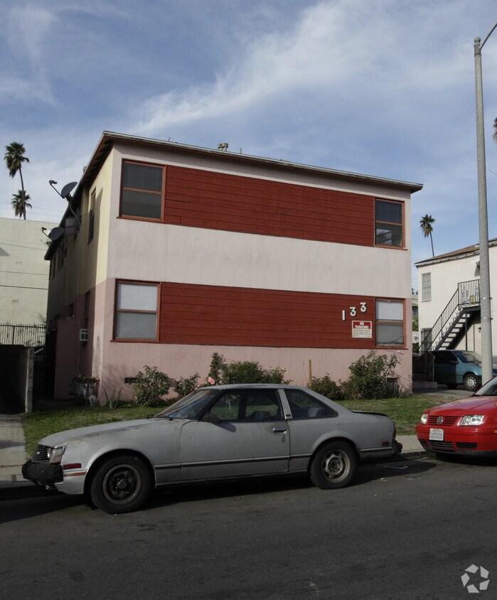 Building Photo - 133 N Edgemont St