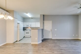 Building Photo - 5415 W Harmon Ave
