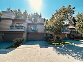 Building Photo - 1012 Potlatch Cir