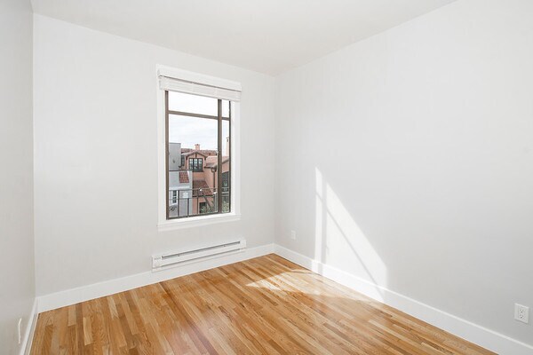 Foto del edificio - 3210 Gough St