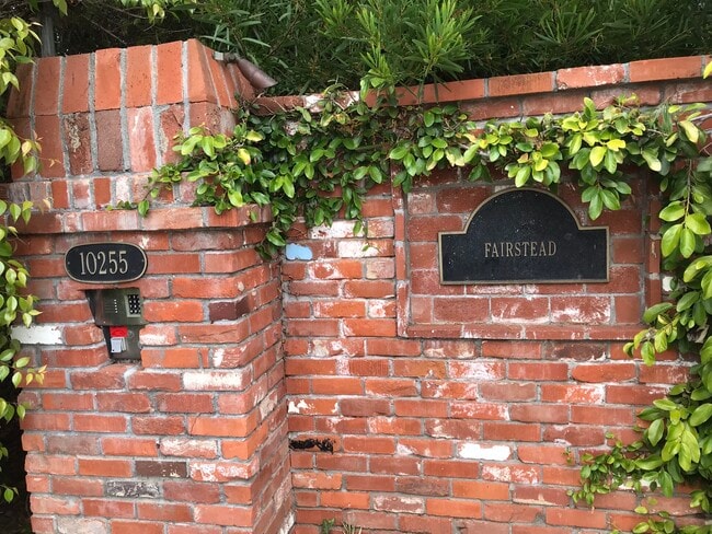 Foto del edificio - 10255 Kashmere Ln