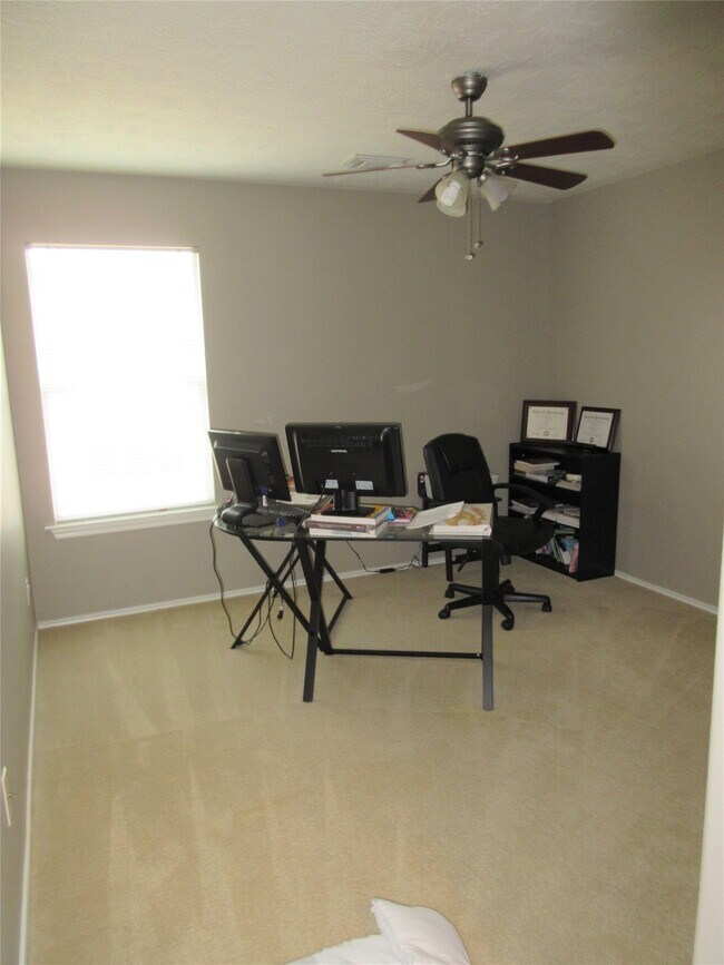 Building Photo - 11323 Harbour Lake Ct