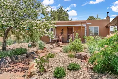 Foto del edificio - 438 Richmond Pl NE