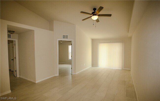 Foto del edificio - 1307 SE 8th Pl