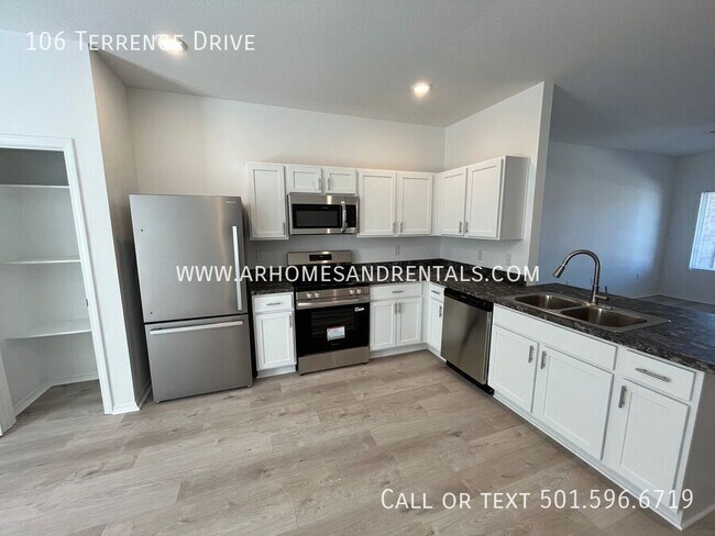 Foto del edificio - 106 Terrence Dr