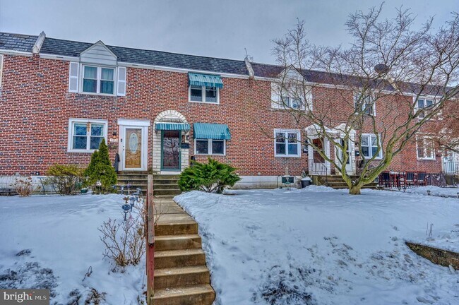 Building Photo - 704 Beech Ave