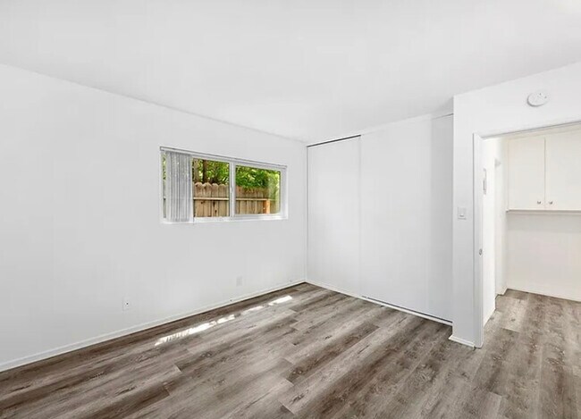 Foto del edificio - Grand Avenue Apartments