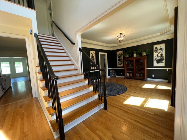 Foto del edificio - Spacious 4 bedroom Franklin home