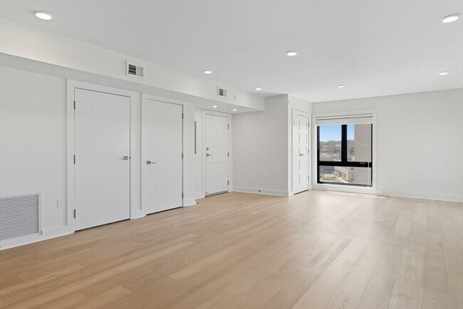 Foto del edificio - 85 Willow Ct