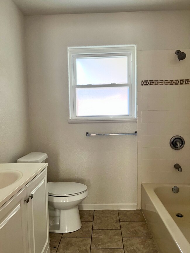 Foto del edificio - 2022 Odessa Dr