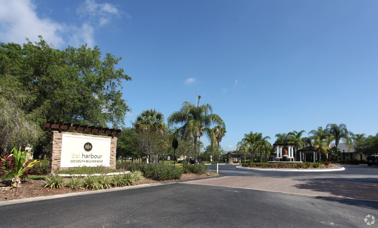 Bal Harbour Apartments Largo, FL