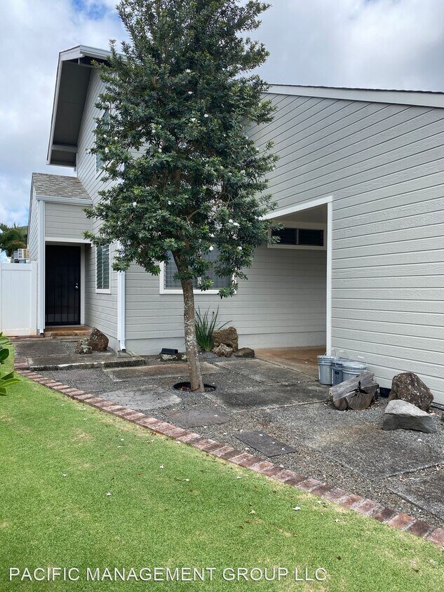 Foto principal - 4 br, 2 bath House - 94-236 HIKIKU PLACE