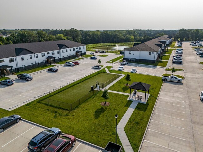 Foto del edificio - 201 Parkview Dr