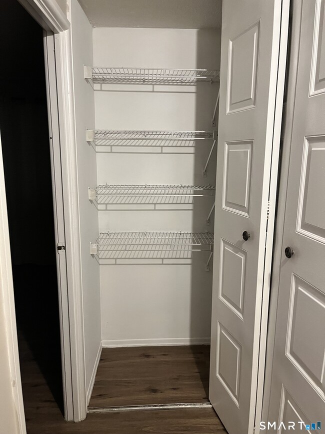 Building Photo - 280 Burgundy Hill Ln