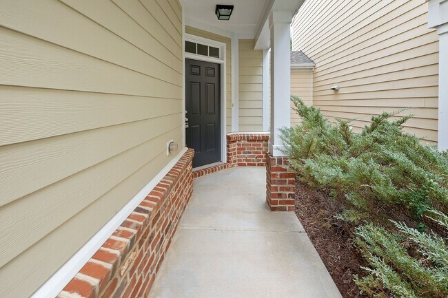 Foto del edificio - **Beautiful 4/3 Townhome in Heritage North**