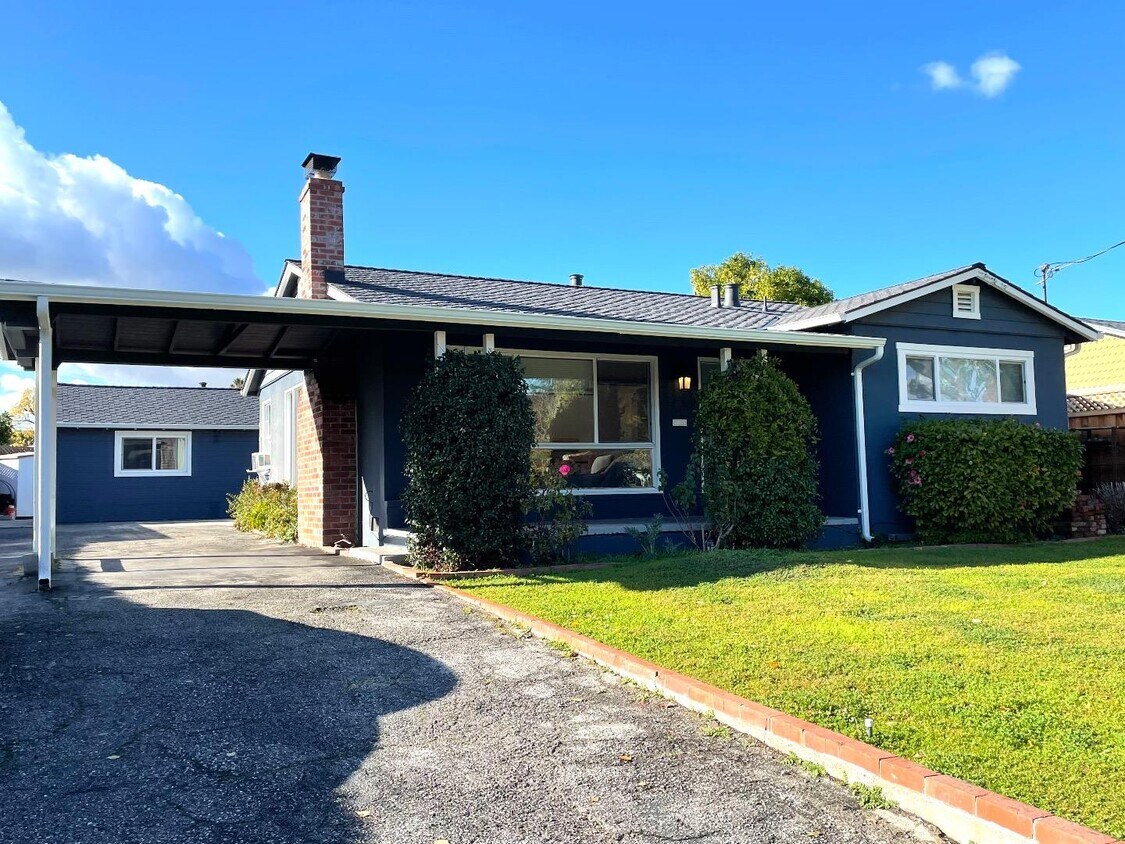 Primary Photo - 1153 Erin Way