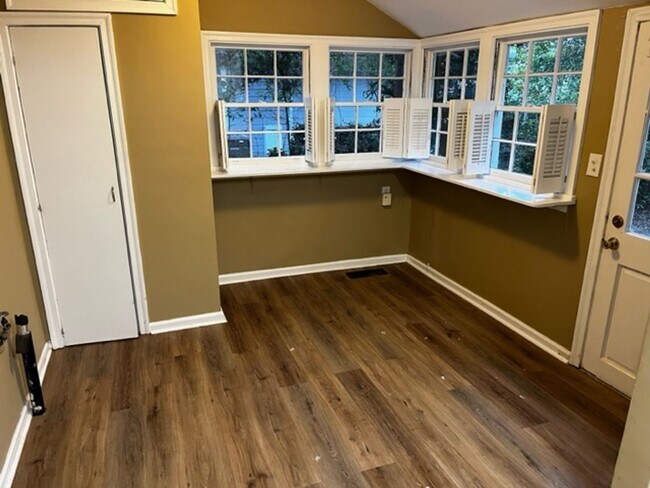 Foto del edificio - Check Out This 3BD/2B Home!!