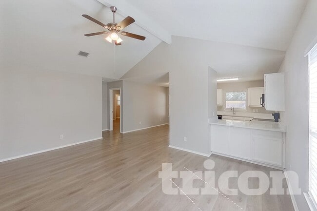 Building Photo - 1708 N Bent Tree Trail