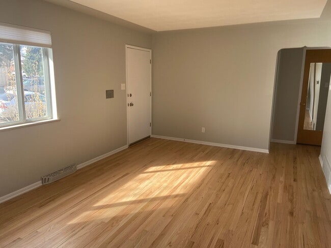 Building Photo - Charming 2 bedroom home in Ruby Hill neighborhood of Denver