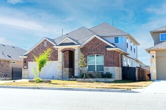 Building Photo - 142 Arrowhead Vine St