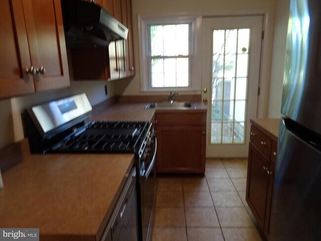 Foto del edificio - 617 South St