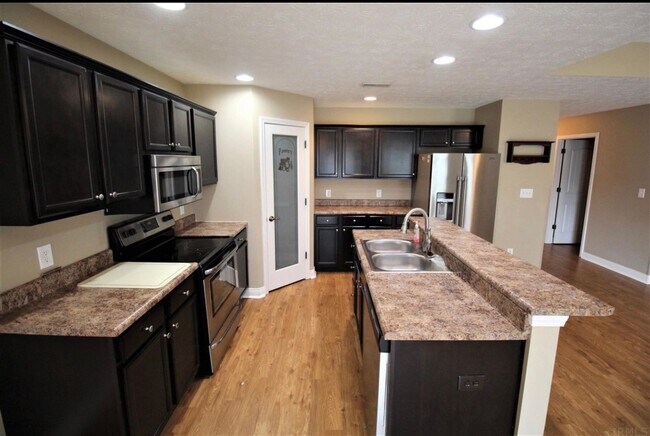 Foto del edificio - Ranch Style House...3 Bedroom 2 Bath