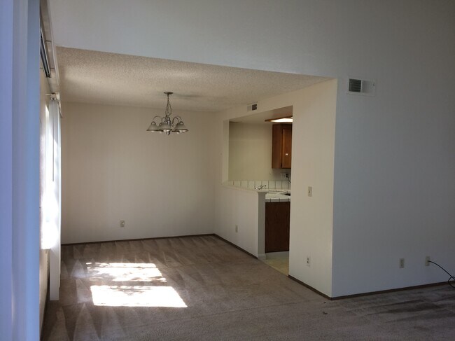 Foto del edificio - 38771 Rosegate Terrace