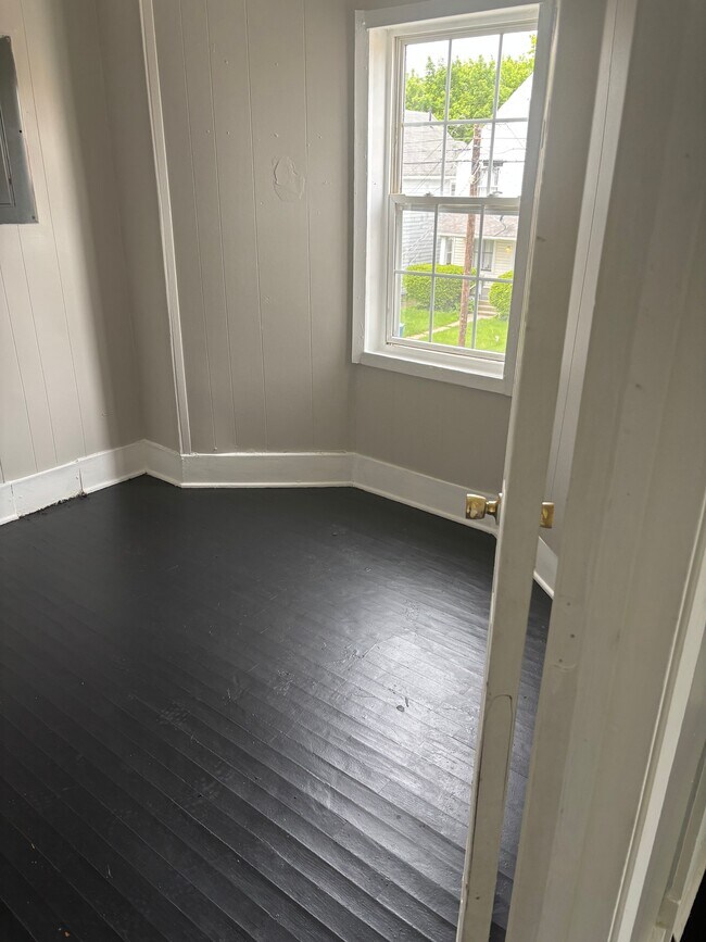 Foto del edificio - 1421 Long Ave