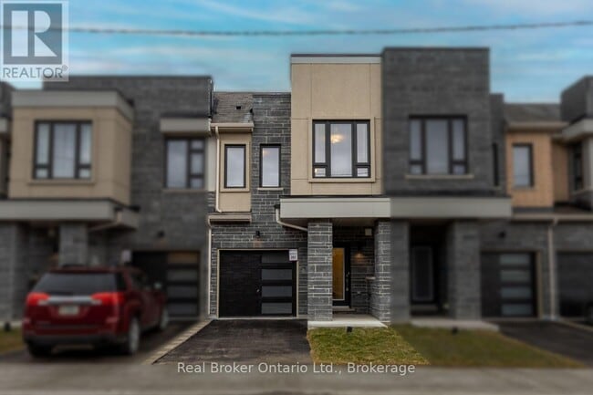 Building Photo - 79 Caspian Sq