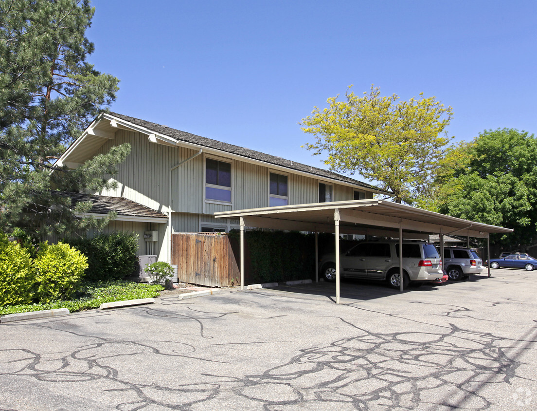 Primary Photo - Canyon Club Condos