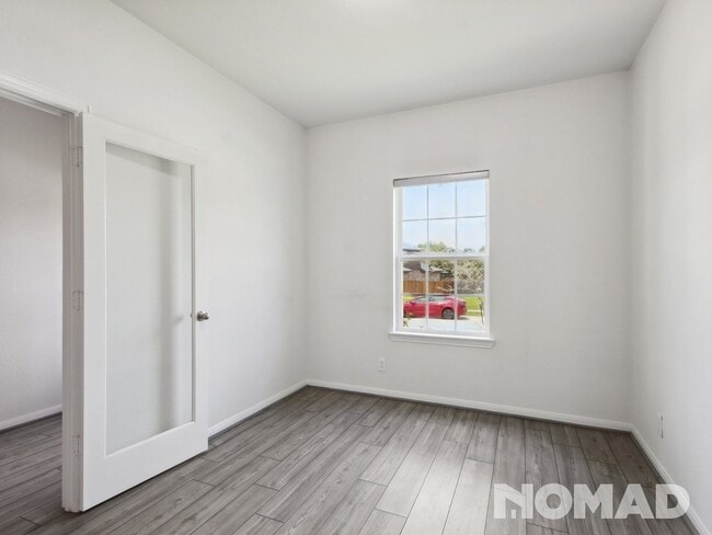 Building Photo - 18632 Birch Orch Ct