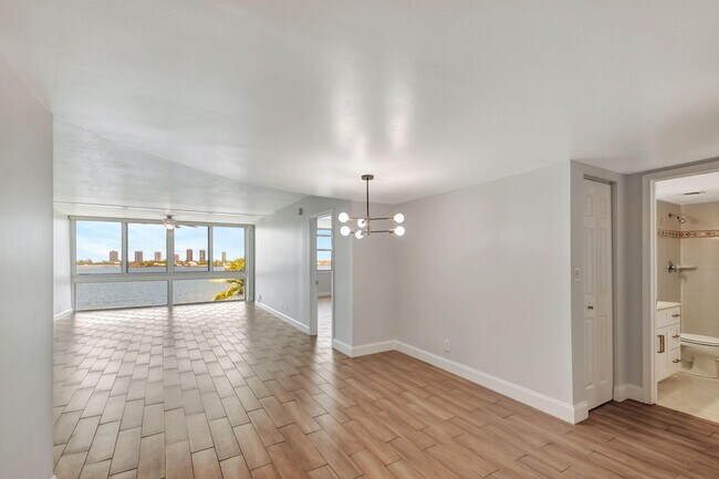 Foto del edificio - 301 Lake Shore Dr