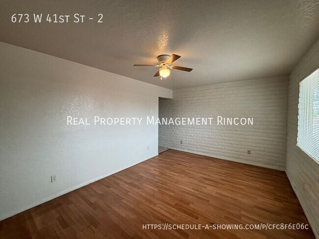 Foto del edificio - 673 W 41st St
