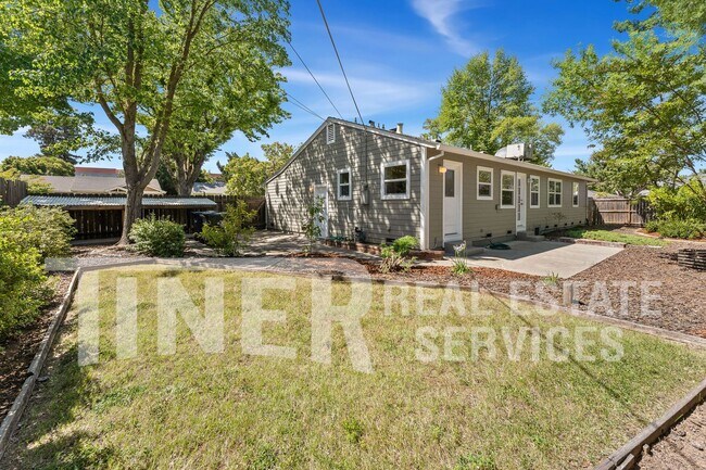 Foto del edificio - 541 Sandburg Dr