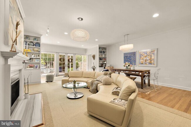 Foto del edificio - 3043 W Ln Keys NW