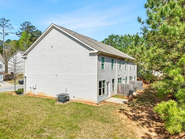Building Photo - 3316 Pennington Dr