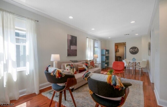 Foto del edificio - 11 Tichenor Pl